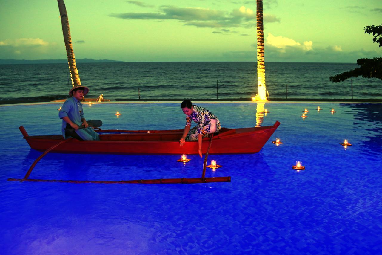 The Oriental Leyte Hotel Tacloban Bagian luar foto