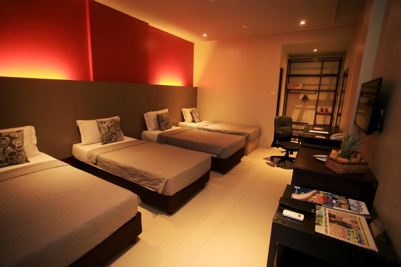 The Oriental Leyte Hotel Tacloban Bagian luar foto